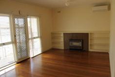  12/23-25 Olive Grove Mentone VIC 3194 $335  WALK TO THRIFT PARK SHOPS & MENTONE STATION *YOU CAN BOOK AN INSPECTION ONLINE NOW* Simply click 'EMAIL AGENT' and we'll respond instantly with available appointment times. You can also book inspections on http://www.century21.com.au/wentworth_brighton/residential/rent/ Neat and tidy, well located two bedroom unit which is a short stroll to Thrift Park Shops and only 15 minute walk to/from Mentone train station, shops and schools. Features include polished floor boards, separate lounge room, separate kitchen, large bathroom, electric upright stove/oven, split system aircon/heater and two bedrooms with built in robes. Set in excellently maintained leafy gardens, this comes with one off street undercover parking. Inspection strictly by appointment or by advertised open for inspection times. PLEASE NOTE Photo ID is required as a condition of entry. Inspection times and availability date are subject to change or cancellation without notice.  PROPERTY DETAILS $335  ID: 309749 Available: Now  Pets Allowed: No 