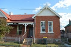  4 Thorne Ave Goulburn NSW 2580 $320 Character 3 Bedroom Home Property ID: 10288198 3 Bedrooms Separate kitchen & dining Separate living room with gas heating Combined bathroom & laundry 2 Toilets Secure backyard Single garage Located in a great street close to CBD, schools & transport Sorry no pets. 
