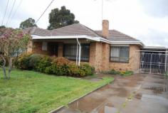  5 Caroline St Thomastown VIC 3074  $360  Look No Further This property is back on the rental market after a little freshen up. Step inside and have the traditional hallway of the famous Thomastown homes with three bedrooms on the left of the house and living areas to the right. Polished floors boards in all bedrooms and lounge room with side meals area. Tiles in the kitchen that includes plenty of cupboard space and gas cooking. Central bathroom with bath tub. Through the laundry and out to the sun room includes a second toilet. Single car garage, single vehicle carport, long driveway for more vehicles. Store rooms behind the garage. Ducted heating throughout the property tops this home off nicely. Close to High Street Shopping Precinct and Thomastown Primary and Secondary. Apply immediately as this won't last long. Price Guide: $360 per week   |  Type: House  |  ID #542498 