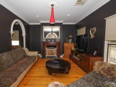 4 Whelan Cl Athelstone SA 5076 $500 342 SQM EXECUTIVE HOME –FOOTHILLS - CLOSE TO LINEAR PARK * Maximum 6 month lease available  * 	 Extra large family home - freestone fronted  * 	 Built 2000 - full of character & class  * 	 4 bedrooms - large ensuite and walk-in robe + built-in robe to master bedroom  * 	 Built-in robes in 2 other bedrooms  * 	 Upstairs formal lounge with open wood fire & dining room  * 	 Open plan kitchen - meals - family area  * 	 Blackwood kitchen with loads of cupboard & bench space - pantry - dishwasher  * 	 Large 3 way family bathroom with spa bath  * 	 Feature archway - ceiling roses - decorative cornices  * 	 High ceilings - solid timber doors - polished timber floors  * 	 Downstairs study & laundry  * 	 Monitored alarm - roller shutters  * 	 Balcony entertaining areas front & rear  * 	 Ducted reverse cycle airconditioning  * 	 Double garage/workshop for 4 cars with auto roller doors plus huge carport for 2-3 more vehicles also with auto roller door  * 	 1018m2 allotment - numerous fruit trees - lawn area PROPERTY DETAILS $500  ID: 277471 Available: 07/10/16  Pets Allowed: Yes 