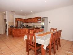  4 Whelan Cl Athelstone SA 5076 $500 342 SQM EXECUTIVE HOME –FOOTHILLS - CLOSE TO LINEAR PARK * Maximum 6 month lease available  * 	 Extra large family home - freestone fronted  * 	 Built 2000 - full of character & class  * 	 4 bedrooms - large ensuite and walk-in robe + built-in robe to master bedroom  * 	 Built-in robes in 2 other bedrooms  * 	 Upstairs formal lounge with open wood fire & dining room  * 	 Open plan kitchen - meals - family area  * 	 Blackwood kitchen with loads of cupboard & bench space - pantry - dishwasher  * 	 Large 3 way family bathroom with spa bath  * 	 Feature archway - ceiling roses - decorative cornices  * 	 High ceilings - solid timber doors - polished timber floors  * 	 Downstairs study & laundry  * 	 Monitored alarm - roller shutters  * 	 Balcony entertaining areas front & rear  * 	 Ducted reverse cycle airconditioning  * 	 Double garage/workshop for 4 cars with auto roller doors plus huge carport for 2-3 more vehicles also with auto roller door  * 	 1018m2 allotment - numerous fruit trees - lawn area PROPERTY DETAILS $500  ID: 277471 Available: 07/10/16  Pets Allowed: Yes 