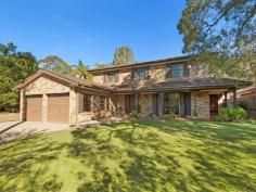  35 Stone Parade Davidson NSW 2085 $1095  Immaculately Presented Large Family Home This property is proudly presented by Ray White Real Estate Narraweena/Narrabeen and consists of: - Large family home with views of Garigal National Park - 4 large bedrooms with built in's - 3 separate living areas - lounge, family & rumpus - Rumpus room - Family friendly backyard - Close to schools and transport - Convenient access to bike and walking trails 