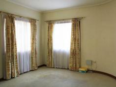  3/15 Kintore Avenue Prospect SA 5082 $300 SPACIOUS HOMETTE IN SMALL GROUP OF THREE Located in a beautiful tree lined street just minutes from Prospect Road and close to shops, schools and transport. Offering a desirable low maintenance lifestyle with 3 bedrooms and built in robes and a new bathroom.  Other features include enclosed yard, a carport and facility for one extra carparking. Peaceful and private a property worthy of your inspection. We recommend you drive pass the property first. To view property or for more information contact our office on (08) 8334 9222 Mon-Fri 9.00am to 5.30pm.  Property Snapshot  Property Type: Unit Lease Type: Lease Lease Period: 12 Months Date Available: Now Pets: Yes Features: Built-In-Robes Close to schools Close to Transport Fenced Back Yard Lounge 