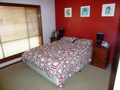  3/3 Narrung Street Wagga Wagga NSW 2650 $300 Better Than the Average Unit! - Fantastic free standing unit so close to town - Kitchen/dining area & large separate lounge - Split system heating & cooling - Good size bedrooms both with built in robes - Access to bathroom from main bedroom - Private courtyard with undercover entertaining area - Lock up garage with internal access - Privately positioned at the back of the block, well worth a look! - Strictly no pets allowed 