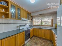  32 Clarke St Portarlington VIC 3223 $649,000 Unique Opportunity In A Tightly-Held Street Land size: 1018m2 Not too often does an opportunity as unique and exciting as this present itself to the market. For the first time in 22 years this lovingly cared-for brick home with extraordinary gardens and sunny outdoor living areas is up for sale. Offering an enviably lifestyle setting around the corner from crystal clear beaches, park walks, cafe’s and Portarlington’s new Docklands ferry and harbor. Nestled in one of Portarlington’s traditional pockets where properties rarely change hands this unique north facing home on a sizeable 1018m2 block with substantial shedding offers an opportunity not to be missed. 