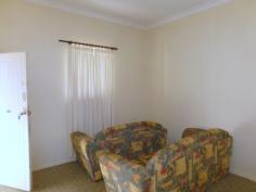  13 Talbot St Parkes NSW 2870 $138,000 If Position Counts This home is situated close to the CBD and built on a 835sqm block with rear lane access. There are two bedrooms, lounge room and older style kitchen. The yard is secure, the home does need some renovation, is in a quiet street and close to shops. DETAILS ID #: 0000316996 Price: $138,000 Type: House Bed: 2    Bath: 1     Land Area: 835 sqm (approx) 