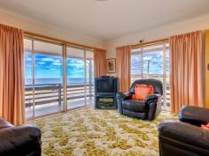  50 Wellington St Swansea TAS 7190 $695,000 Regretful Sale - Investment Opportunity - Water views - Close to all amenities - 1368sqm allotment - Possible subdivide (STCA) General Features Property Type: House Bedrooms: 4 Bathrooms: 1 Land Size: 1368 m2 