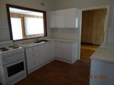  75 Beach St Ettalong Beach NSW 2257 $370 per week NEAT & TIDY HOUSE IN PRIME LOCATION Property ID: 4113924 This 3 bedroom house offers a newish kitchen, seperate lounge and dining, sunroom/rumpus room, polished timber floors. Situated in a prime position with the beach at one end of the street and ettalong bowling club at the other. Bus transport runs down the street. 3 Minutes from the ettalong to palm beach ferry service. 10 minutes from woy woy station. Only short distances to shops at Woy Woy, Umina & Ettalong. Schools close by. No Pets 