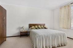  70 Main St Ulverstone TAS 7315 $269,000 A very neat home in central Ulverstone Looking for a home within short walking distance to the main shopping centre, parks, Leven River and beach? Look no further! This very neat home is situated on a large block (1024m2) block and features an L-shaped open plan living area. The kitchen/dining room which is near the sunroom overlooks the manicured backyard. The spacious lounge has an electric heater. The home also offers 3 generous sized bedrooms. The bathroom has a shower, a bath and a vanity unit and there is a separate toilet and a laundry with cupboards galore. All in all, a delightful property! 3 1 General Features Property Type: House Bedrooms: 3 Bathrooms: 1 Land Size: 1024 m2 