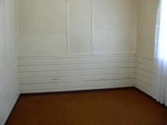 28 Coate St Katanning WA 6317 $109,000 Great Starter House - Property ID: 909235 Situated in a quiet Street and within walking distance to town. The home consists of a formal lounge at the front of the home. A central kitchen which has near new floor coverings.  With three bedrooms there is plenty of room for a family. The bathroom is opposite bedroom number three and the toilet comes off the laundry. To the right of the home is a single carport and a well-fenced yard is to the left of the home. This property won't last long at this price.  Features  Land Size Approx. - 587 m2  Close to Schools  Close to Shops  Close to Transport  Formal Lounge 