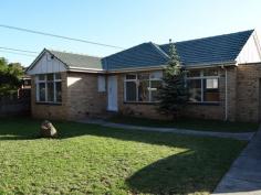 11 Urana Dr Keilor East VIC 3033 $360.00 Per Week COSY AND COMFORTABLE This superb home is laid out to offer the ultimate lifestyle. Offering three very good sized bedrooms with robes, lounge with gas heating adjacent to a kitchen meals area where you will find a Split system air conditioning unit. Features include updated kitchen, bathroom, single carport and so much more. Close to Centreway shops, schools, parkland, public transport and easy access to freeways. Inspection highly recommended. Please note; Barry Plant does not accept applications via One Form. All inspections are by appointment only. For all enquiries please call our Leasing Department on 9375 9111. DUE TO CONSTANT CHANGES WE RECOMMEND THAT YOU CONFIRM ALL OPENS AT LEAST 24 HOURS PRIOR FOR ANY UPDATES. PLEASE NOTE: PHOTO I.D. REQUIRED FOR ENTRY. THANK YOU Features Split System Air Con Fully Fenced Built-In Robes Gas Heating Price Guide: $360.00 Per Week   |  Type: House  |  ID #550821 