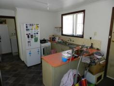  45 Mace St Montello TAS 7320 $399,000 Far better than disappointing bank interest! A very attractive approx 8.6 % gross return on investment. Brick, single level, low maintenance 4 unit block comprising of 3 two bedroom flats and one single. The complex is being sold as one parcel with the added attraction of each unit having its own separate title.  All units are happily and constantly tenanted. Popular individual courtyards, an allocated carport each and all living areas enjoy a bright and warm northerly aspect. Close to primary School, only few minutes to CBD and shopping complex. Low bank interest is clearly saying it's time to invest in bricks and mortar again General Features Property Type: Block of Units Bedrooms: 7 Bathrooms: 4 Land Size: 810 m2 