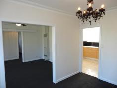  11 Urana Dr Keilor East VIC 3033 $360.00 Per Week COSY AND COMFORTABLE This superb home is laid out to offer the ultimate lifestyle. Offering three very good sized bedrooms with robes, lounge with gas heating adjacent to a kitchen meals area where you will find a Split system air conditioning unit. Features include updated kitchen, bathroom, single carport and so much more. Close to Centreway shops, schools, parkland, public transport and easy access to freeways. Inspection highly recommended. Please note; Barry Plant does not accept applications via One Form. All inspections are by appointment only. For all enquiries please call our Leasing Department on 9375 9111. DUE TO CONSTANT CHANGES WE RECOMMEND THAT YOU CONFIRM ALL OPENS AT LEAST 24 HOURS PRIOR FOR ANY UPDATES. PLEASE NOTE: PHOTO I.D. REQUIRED FOR ENTRY. THANK YOU Features Split System Air Con Fully Fenced Built-In Robes Gas Heating Price Guide: $360.00 Per Week   |  Type: House  |  ID #550821 