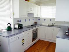  24 Northcott Avenue Singleton NSW 2330 $270,000-$290,000 Backs on to Reserve * Polished timber floors * Air conditioning and ceiling fans * Neat kitchen with dishwasher * Fabulous rumpus/family room or teenagers retreat * Large corner spa in bathroom * Backs on to council reserve 