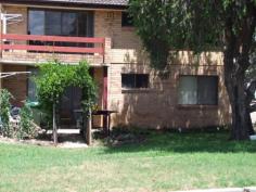  3/82 Blaxland Avenue Singleton NSW 2330 $149,000 Step into the Market -Great entry level unit -Currently returning $175 per week -Close to schools, shops, sporting fields -Ground floor unit 