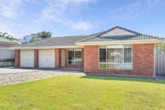  17 Wallage Ct Encounter Bay SA 5211 $359,000 Unsurpassed Location House - Property ID: 928299 Impressive spacious home ideally located in a quiet family friendly cul-de-sac, overlooking a reserve with a view of the Bluff. The school bus pickup is located at the end of the street and it is only a 10 minute walk to the seafront the cafÃ© and restaurant. Featuring a tiled entrance and hallway leading to the open plan living, dining and kitchen. All three bedrooms are of a very generous size, the master bedroom has a wall full of built-in robes and overlooks the reserve and bedroom 2 also includes a wall full of built-in robes. The 2nd living room which is located at the front of the home also has a reserve outlook and to complete the home a 3-way main bathroom and a good size laundry. The home offers plenty of garaging space. A double drive thru garage with two roller doors and a 6x4x2.7double detached garage with power and lighting and  you will be the envy of your family and friends when you entertain them in this huge north facing pitched Al Fresco entertaining area.  Other features include a reverse cycle air-conditioner, new hot water system, walk-in pantry, nice big picture windows, high quality insulation, wheel chair friendly, easily maintained lawns and lush green back garden offering a small view of the sea and Granite Island. Owners wish to rent back. Features  Land Size Approx. - 735 m2 