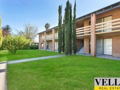  7/169 Kensington Road Kensington SA 5068 *** Open Inspection Saturday 7 October 2017 1:00pm - 1:30pm *** This upstairs unit is positioned away from the main road. Offering:  - 2 Good sized bedrooms (both with built-in wardrobes)  - Neat kitchen/dining  - Lounge room  - Spacious bathroom with provisions for a washing machine  - Neutral decor throughout  - Split system air-conditioner Currently leased until 11 April 2018 at $250 per week. Features Air Conditioning Split-System Air Conditioning Built-in Wardrobes Dishwasher 