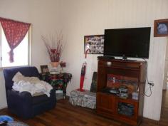  33 MacMillan St, Ayr QLD 4807 $149,000 This cottage is conveniently located close to CBD - walk to supermarket etc... Two(2) bedrooms plus sleep-out, air-conditioning, separate lounge, near new laminated kitchen/dining room, shower/toilet combination downstairs laundry and parking for one vehicle on a 1012m2 allotment. Currently rented @ $220/week. Perfect first home or investment. 