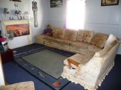  122 Church St, Glen Innes NSW 2370 $122,000 * Renovated 3 bedroom cottage * Open plan living with timber kitchen & gas heating in the lounge room * Updated bathroom * Large 1012m2 block * Zoned business with highway frontage & walking distance to town * Currently rented for $170 per week 