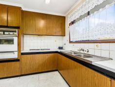  1/6 Devon Street, Box Hill South, VIC 3128   5 The perfect first home or downsizer, in one of the most beautiful streets in Box Hill South. The choice is yours to move straight in or perhaps renovate or update this original 2 bedroom villa with spacious dining and lounge, kitchen and meals area, separate laundry, toilet, bath and single garage in a select group of only 5 homes. Located in this highly sought after area, walking distance to Roberts McCubbin Primary, Box Hill High and Kingswood College, only moments to PLC, Deakin University, Box Hill Golf Course, Station Street shops, Aldi, Box Hill Central, public transport and of course the wonderful 50 Birds Cafe. Inspection is a must. 