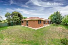  32 Darri Dr, Springdale Heights NSW 2641 $340,000 This 5 bedroom home offers you the opportunity to move in and fully utilise the home as your family grows and your lifestyle changes. All 5 bedrooms have built in robes and ensuite to main, formal lounge, dining, well appointed kitchen and meals area and the bonus of a separate family room. Complimenting this home is ducted cooling and heating, double garage with internal access and spacious enclosed rear yard offering security and privacy. Conveniently located close to schools and shops, in a quiet street make this your next inspection. Call today! FEATURES: Air Conditioning Built-In Wardrobes Close To Shops Secure Parking 