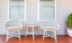  2 Hansen Street
Bowral NSW 2576 

 $920,000 - $960,000 

 The convenience of
Bowral town centre is just minutes away from this charming, almost new,
weatherboard cottage. Light-filled, and with wonderful outdoor living spaces,
the home is set amongst a beautiful garden with cool-climate plantings. It has
an old-world charm with a modern sensibility where the living is easy. Please
come and see for yourself what this wonderful residence has to offer! 

   

 Other features
include: 

 Gas central heating 

 Reverse-cycle air
conditioning 

 Covered carport 

 Fully fenced 

 Polished blackbutt
timber floorboards 

 Plantation Shutters 

 High ceilings 

 Smeg stainless-steel
kitchen appliance  

 An open-plan
kitchen/living area  

 North-facing
entertaining deck 

   