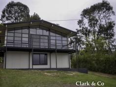  3475 Maintongoon Road, Bonnie Doon, VIC 3720 $298,000 A great care free home overlooking the Bonnie Doon arm of Lake Eildon. Open plan living area leading onto the large outdoor balcony through expansive glass doors. Recently renovated kitchen & bathroom, beautiful polished floor boards, under cover storage all positioned on a large block. Only a minute to Lake Eildon and a cruisey 15 minutes to Mansfield. Features  Split-System Air Conditioning  Split-System Heating  Balcony  Water Tank 