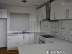  3475 Maintongoon Road, Bonnie Doon, VIC 3720 $298,000 A great care free home overlooking the Bonnie Doon arm of Lake Eildon. Open plan living area leading onto the large outdoor balcony through expansive glass doors. Recently renovated kitchen & bathroom, beautiful polished floor boards, under cover storage all positioned on a large block. Only a minute to Lake Eildon and a cruisey 15 minutes to Mansfield. Features  Split-System Air Conditioning  Split-System Heating  Balcony  Water Tank 