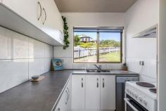  4/51 ARMSTRONG AVENUE GERRINGONG NSW 2534 $535,000 Price Reduction! - Stylish Villa in Great Location Situated between the town and the ocean this recently renovated villa would be ideally suited to first home buyers wanting to live in the sought after Gerringong area or alternatively would be a good investment opportunity. It is situated in a quiet area with no through road. The main bedroom is north facing as is the living area which opens onto a small sunny balcony.  With views to the mountains and ocean, this light filled villa will appeal to many. 