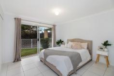  3/11 Scenic Drive Bilambil Heights NSW 2486 $449,000 Set at the rear of the block of only three villas, this quiet location is street noise free, this home offers three bedrooms, main with ensuite, a neat bathroom with separate bath and shower, a sunny north facing front yard off the front bedroom and a courtyard from the living area, a well maintained kitchen and a combined living and dining room. Fully fenced garden, a single car lock up garage and an undercover carport. Located minutesâ?? walk to the Top Shops and within close proximity to local parks, Bilambil Public School, Transport, Surfing beaches and town centre approximately 16 minutesâ?? drive away. 