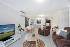  3/11 Scenic Drive Bilambil Heights NSW 2486 $449,000 Set at the rear of the block of only three villas, this quiet location is street noise free, this home offers three bedrooms, main with ensuite, a neat bathroom with separate bath and shower, a sunny north facing front yard off the front bedroom and a courtyard from the living area, a well maintained kitchen and a combined living and dining room. Fully fenced garden, a single car lock up garage and an undercover carport. Located minutesâ?? walk to the Top Shops and within close proximity to local parks, Bilambil Public School, Transport, Surfing beaches and town centre approximately 16 minutesâ?? drive away. 