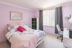  2/7 Hayward Street  South Bunbury WA 6230  $199,000 This delightful unit is walking distance to the Back Beach and Bird Park. Will be vacant on possession ready for its new owner to add their personal touch or rent it out its up to you. Two decent sized bedrooms built in robe in the master bedroom. Modern bathroom and kitchen spacious open plan living area with a wood fire. 4x3 Garden shed in a small courtyard. Five minutes drive from the centre of Bunbury. ' To view please call Helen Povey on 0409295259 FEATURES: Built-In Wardrobes Close To Schools Close To Shops Close To Transport Garden Solar Hot Water 