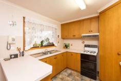  1/20 Wilkie Drive  Irymple VIC 3498 $225,000 - $247,500 Everyone will want to inspect this outstanding townhouse offering three generous bedrooms and presented in immaculate condition. Perfect for retirees, first home owners, downsizers and investors with a rental appraisal of $280/wk! A manageable 242m2 allotment with beautifully established gardens and garden shedding, secure lock up yard and auto tilt door carport. This Irymple location is tightly held...be the first to inspect! Photo ID required at all open for inspections. FEATURES: Air Conditioning Built-In Wardrobes Close To Shops Close To Transport Garden Secure Parking... 