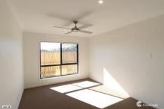  42 flametree Circuit Arundel Qld 4214 -  Bloor Homes Property Management New Property Built 2018! House   - Arundel  QLD Available on July 24, 2019! New Property Built 2018! Modern Home Design 4 Bed 2 Bath 2 Garage Air-conditioned master bedroom New kitchen 