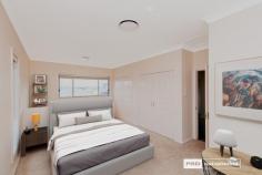  21 Peak Drive TAMWORTH NSW 2340 $688,000 The pinnacle of community living with 20 meter in ground/outdoor heated pool and gym Expansive 2 story 5 bedroom 3 bathroom family home. Beautiful outlook from upstairs windows. Large open plan kitchen, living and dining. The Peak at Longyard Estate.. 