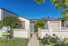  2/26 Fehlberg St, EVERTON PARK QLD 4053 |  Madeleine Hicks Real Estate Brisbane Location and Low-Set, Life will be great Your new low-set villa will allow you to live the lifestyle you deserve. Feel right at home with the open plan kitchen and living layout that opens out to your own private and fully fenced courtyard. Located in a quiet street, this small and friendly complex has only 5 townhouses. It’s just a short (level ground) walking distance to the grocery stores, amenities, and the new Everton Park, Park Lane dining precinct. Be surrounded by convenience and enjoy all that Everton Park has to offer. You will Love ….. * Open plan kitchen and living area, that opens to your private courtyard * Security screens and Quality Air conditioning * Remote lockup garage * Private fully fenced courtyard * Separate toilet & laundry * Pet friendly complex * Small complex with only 5 townhouses * 500 meters level ground walk to the new “Park Lane” dining precinct, public transport, the library, and Coles Shopping Centre Enquire now – Mike will get you Moved Land:   107 m² Bedrooms:   2 Bathrooms:   1 