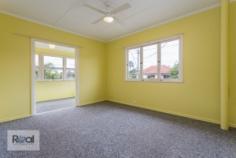  1/1 Cressey Street Wavell Heights, QLD 4012 -  Real Property Management Australia Two bedroom + a sleep out unit with large private courtyard Unit   - Wavell Heights  QLD Be quick to inspection this neat and tidy two bedroom unit in Wavell Heights. It is a rare unit that also offers a fully fenced courtyard and plenty of extra storage. Features include: – Two carpeted bedrooms – Ceiling fan and sleepout to the main – Open lounge / kitchen area with wood flooring and large AC unit – Bathroom with shower / tub combo – Large storage / low garage area (shared with only 1 other unit) – Large fully fenced courtyard – Pets can be considered on application For more information on this unit or to arrange an inspection please call 0404 464 454 or use the book inspection button to arrange a viewing. 