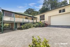  66 THE ROUND DRIVE AVOCA BEACH NSW 2251 $890,000 - $930,000 A huge opportunity for the savvy purchaser to capitalise on this rare offering in the much sought after beachside suburb of Avoca Beach. This generous home with 4 bedrooms and a large double garage is set on an 885m2 block whilst conveniently located only minutes’ walk from the beach, shops, and school. * Polished timber floors * Large open kitchen * Occupying a peaceful street position * Floorplan with plenty of flexibility This well-loved home is ready and waiting for a new lease of life! 
