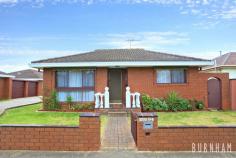  12/28 Stanhope Street WEST FOOTSCRAY VIC 3012 This is the one you have been waiting for. A well presented villa in one of West Footscray’s premiere streets. A short stroll to all conveniences makes this a perfect low maintenance residence or investment property. Comp. of 2 bedrooms with spacious lounge, separate kitchen/meals area plus garage. Act now as opportunities like this are seldom offered. 