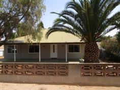  6 Laffer Street Barmera SA 5345 $215,000 This renovated home is in a great location consists of 3 bedrooms, master with a fire place. Large open plan kitchen, dining and lounge. Great family bathroom with a deep bath and separate shower. This home offers position as it is 2 minutes from the main street or lake. If you are looking for your first home, upgrade, or your last you can't go past this one. - New flooring throughout - New bathroom - Split system in the main living area - Separate vanity room and toilet - Large land size - Rear lane access... 