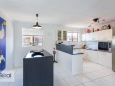  8/87 Monmouth Street, Morningside, Qld 4170 |  Real Property Management Australia Spacious unit in Morningside - close to everything 8/87 MONMOUTH STREET, MORNINGSIDE Be quick to inspect this spacious updated unit in Morningside. The unit is part of a small complex in an elevated position close to shops, transport and dining options. Features include: - Large open plan living / dining area with AC - Outdoor deck with elevated outlook - Spacious kitchen within plenty of cupboard and bench space - Internal laundry facilities - Fully renovated bathroom - AC and built ins to the master bedroom - 2nd bedroom - Single lockup garage To arrange a viewing please use the book inspection button. Property features Air conditioning Balcony Broadband Deck Garage spaces:  1 Outdoor entertaining area 
