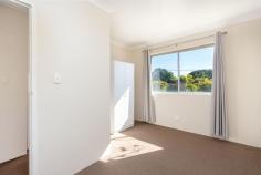  15 Broadwater Rd Mount Gravatt East QLD 4122 $ 1,100,000 Five two  bedroom flats Garage space under building Land Content 903 m2 22.4 Meter frontage Land UCV  $ 990,000 Flat block Zoning / LMR  ( Low Medium Residential ) Gross Rental Income: $ 72,000 per annum $ 285 Per Week / Per  Flat   Located within an easy walk of major shopping centre The property represents a great opportunity for an investor, owner occupier or developer  to secure  the whole block of 5 units. Considerable potential to add value and thus  increase  the rent income to this property... 