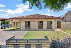  Unit 1/3 Frank Street St Morris SA 5068 Under Instructions from Australian Executor Trustees Limited This neat property offers a fantastic opportunity to secure a unit in a wonderfully located group. Recently updated with fresh paint and polished pine floorboards it's ready to move straight in or you may wish to do some more updating to your own requirements. Featuring two spacious bedrooms with BIR's, large light filled lounge, kitchen overlooking a common garden area, central bathroom and separate laundry. Complete with split system air conditioning, gas heater in lounge and single carport for off-street parking. Located within easy reach of local shopping and public transport. FEATURES  Air Conditioning Built-In Wardrobes.. 