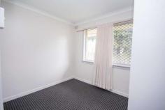  2/243 Bacon Street Grafton NSW 2460 • 	 2 carpeted Bedrooms with ceiling fans and built ins • 	 Lounge, original Kitchen with electric stove • 	 New air conditioner will be installed • 	 Bathroom has shower, toilet and vanity • 	 External shared laundry • 	 Electric HWS • 	 Shared Carports at back of units • 	 No Pets • 	 We accept Form 1 Applications. * STEPS FOR A SUCCESSFUL APPLICATION: 1. View the advertisement for the property thoroughly 2. Drive by the property and ensure that you are happy with the location and look of the property 3. Apply using the online applications 4. Successful applications will be contacted to inspect the property.. 