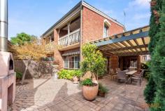  Unit 4/11 Partridge Street Glenelg SA 5045 $680,000 - $715,000 INSPECTION BY PRIVATE APPOINTMENT ONLY In response to recent announcements and regulations regarding inspections and auctions, we are delighted to invite you to view this stunning residence by private appointment, a virtual video tour or via the Home LIVE inspection app. TURNER Real Estate have implemented hygiene policies for any private inspections. We sincerely hope that you will explore this exciting opportunity with us and look forward to speaking to you shortly. We thank you for your... 