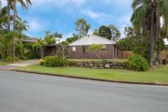  24 Simpson St Capalaba QLD 4157 $ 395,000 INSPECTION BY PRIVATE  APPOINTMENT Comfortable three bedroom family  home Air  con  to   lounge dining Modern gas Cooktop and  oven Gas Hot  Water System Security  screens to windows and doors Large garden shed to  rear yard Fully fenced  rear  yard Covered  carport  to  side  of  building Easy 850 m walk to local Schools  Easy 5 minuite  drive to  local shopping Bus stop just  up  the street Large 683 Sq M lot Great  Potential for renovation  TO BOOK AN INSPECTION  SMS  BILL  HOOPER  0403 967 866  NOMINATE  BEST  TIME AND DATE… 