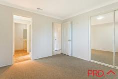  77 Flinders Street Tamworth NSW 2340 $285,000 Are you a first home buyer looking for your happy place? This could be the home for you. Located in a prime central position, offering 3 bedrooms all with built in robes, open kitchen dining space and separate lounge, freshly painted and a single lock up garage with internal access. Or maybe you are a savvy investor looking for incredible investment opportunity for a long term rental. You don't want to miss this! Call Mark Sleiman or Suellen Marsh today to secure your inspection… 