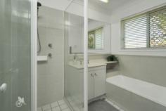 72 Oxford Crescent, BRIDGEMAN DOWNS QLD 4035 | Madeleine Hicks Real Estate Brisbane