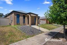  31 Kenna Street Wodonga VIC 3690 • 	 4 Bedrooms   • 	 Ensuite   • 	 Formal & informal living areas   • 	 Solar gas hot water   • 	 Ducted heating & cooling   • 	 Modern kitchen with s/steel appliances   • 	 Undercover alfresco   • 	 6 x 7.5 mte Colorbond garage with auto door   • 	 Single carport   • 	 Secure yard, good fencing   • 	 Dishwasher   • 	 Insulation A great opportunity here, a well presented and modern 4 bedroom b/veneer family home, set on a secure, easy care, 510 m2 (appx) allotment. In a current lease until March 2021 @ $380.00 per week, or move in and call home with a longer settlement. - Four bedrooms, the main with walk in robe and ensuite - Formal lounge plus additional tiled family room - Ducted heating, plus ducted evaporative cooling throughout - Family bathroom with bath and shower, laundry with storage - Modern kitchen, great storage, microwave provision, underbench oven, dishwasher - Neutral décor, and tones throughout - Solar gas hot water unit, and an undercover alfresco area, ideal for entertaining - Secure yard, plus a 6mtex 7.5 mte Colorbond garage to the rear of the block with auto door, plus a single carport Conveniently located in Whitebox Rise Estate, close to all amenities, shopping, schools, sporting fields, and only a short drive into Wodonga's C.B.D. Contact Terry today on 0412 793 331 to arrange your viewing. Property ID: 1154234 