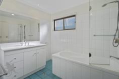 1 Chico Place, MCDOWALL QLD 4053 - Madeleine Hicks Real Estate Brisbane